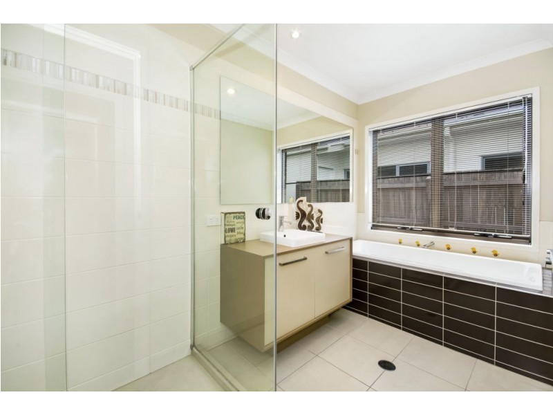 21 Sienna Street, Caloundra West QLD 4551
