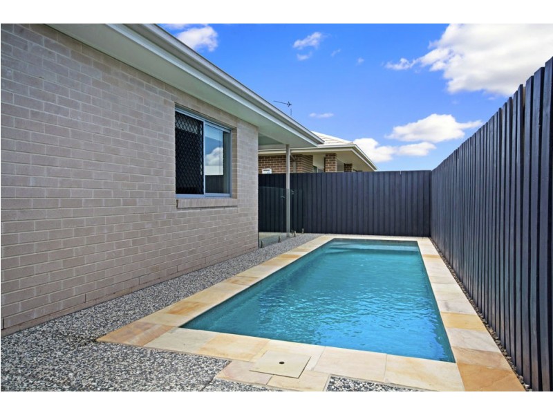 23 Ochre Crescent, Caloundra West QLD 4551