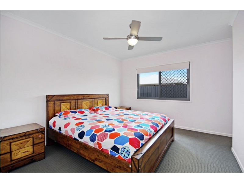 23 Ochre Crescent, Caloundra West QLD 4551
