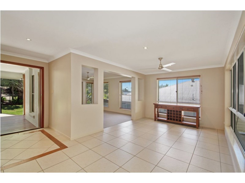 19 Yellow Cedar Place, Palmwoods QLD 4555