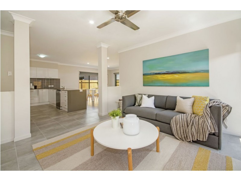 14 Turquoise Place, Caloundra West QLD 4551