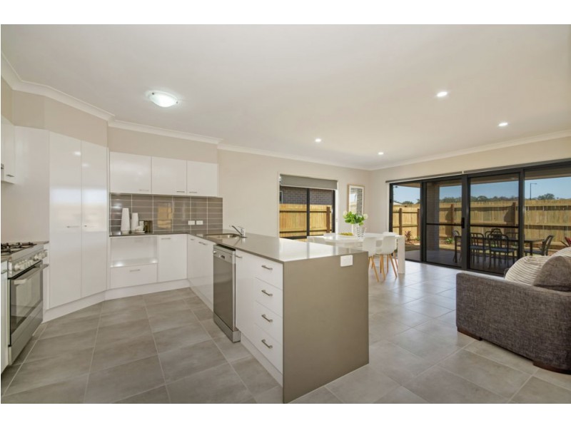 14 Turquoise Place, Caloundra West QLD 4551