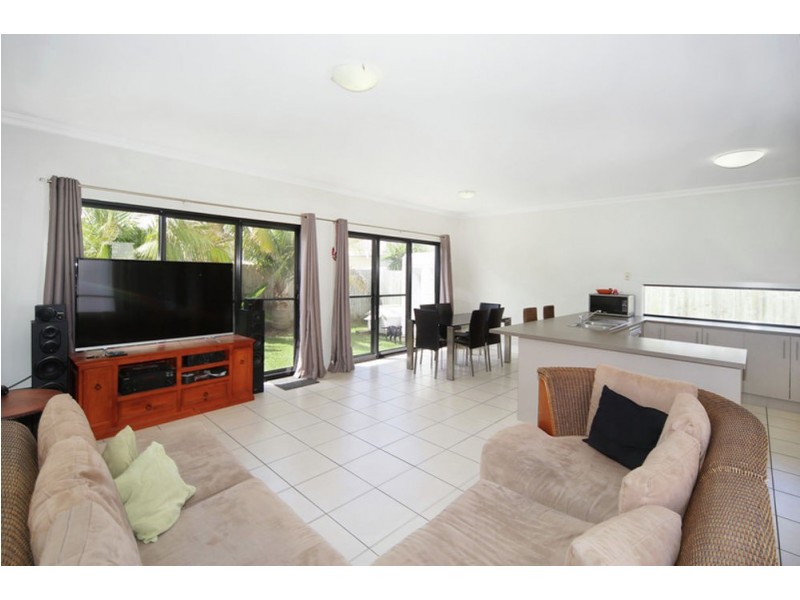15 Tamarind Street, Meridan Plains QLD 4551
