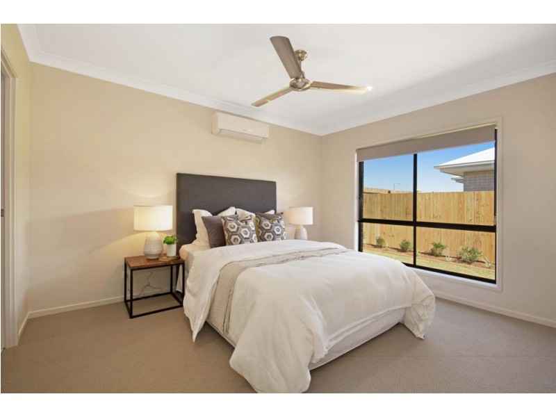 16 Turquoise Place, Caloundra West QLD 4551
