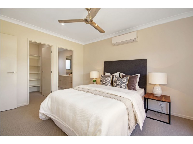 16 Turquoise Place, Caloundra West QLD 4551