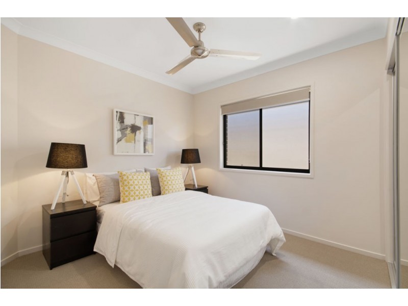 16 Turquoise Place, Caloundra West QLD 4551