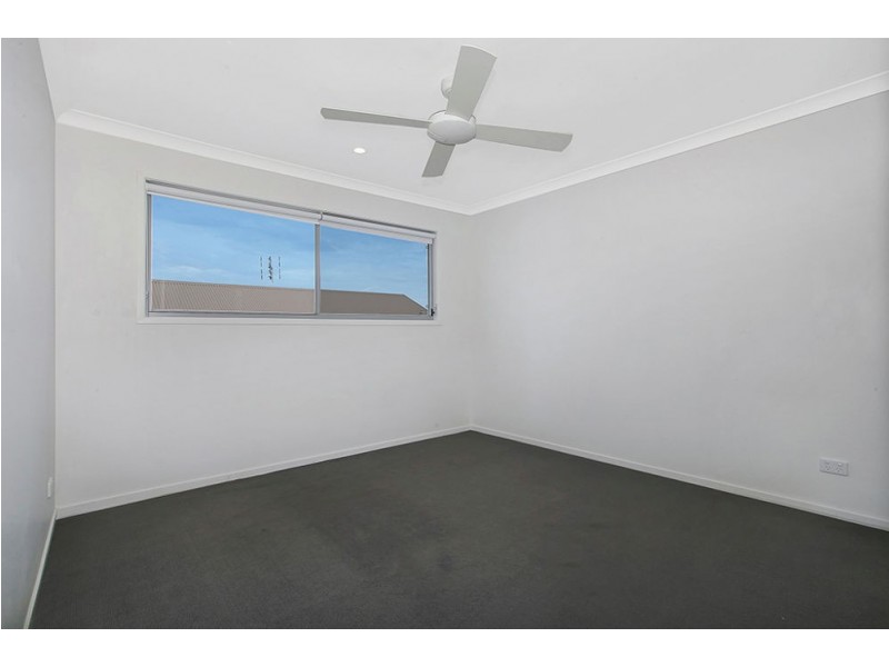 5 Coral Crescent, Caloundra West QLD 4551