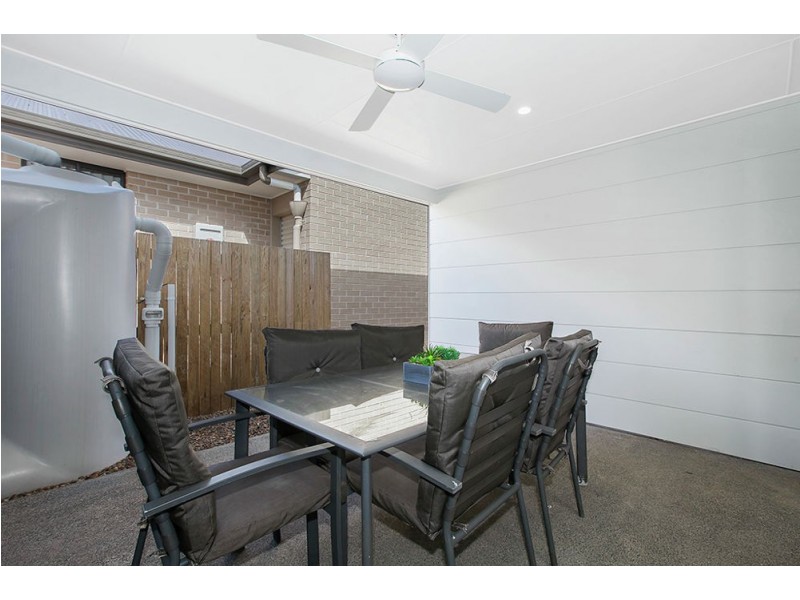 5 Coral Crescent, Caloundra West QLD 4551