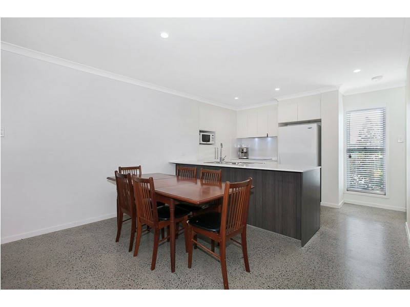 5 Coral Crescent, Caloundra West QLD 4551