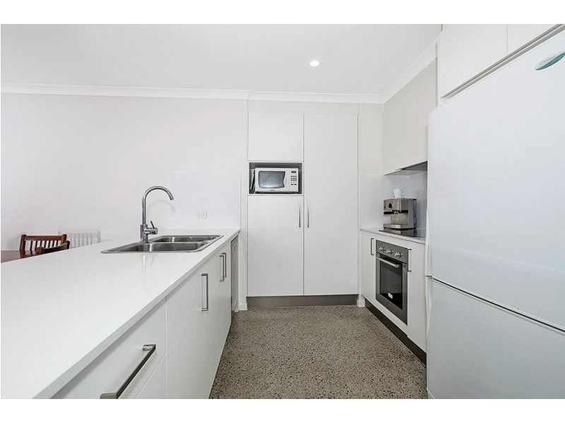 5 Coral Crescent, Caloundra West QLD 4551