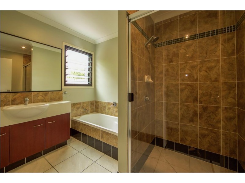 6 Regent Street, Caloundra QLD 4551