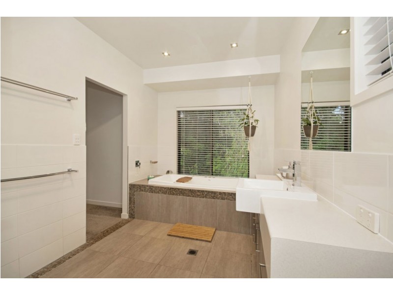 28 Nunkeri Court, Forest Glen QLD 4556