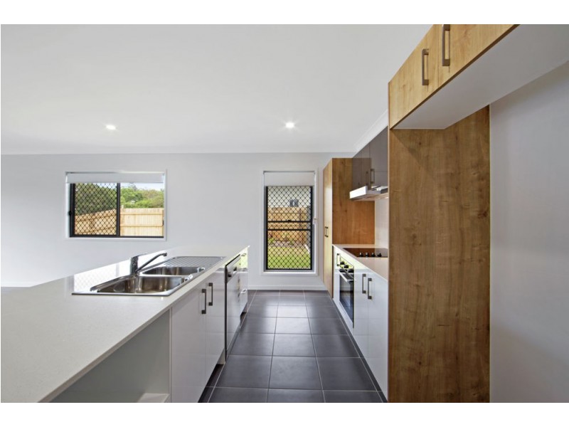 29 Davey Drive, Woombye QLD 4559