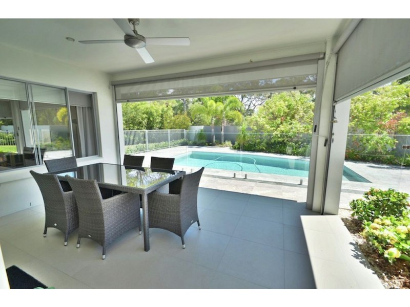 2 Creek View Place, Pelican Waters QLD 4551