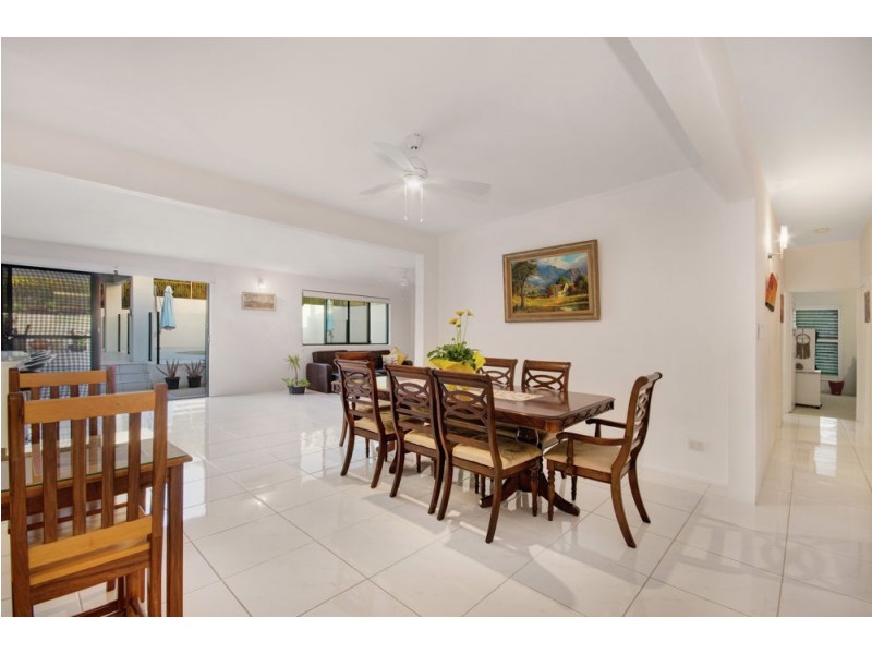 74 Countryview Street, Woombye QLD 4559
