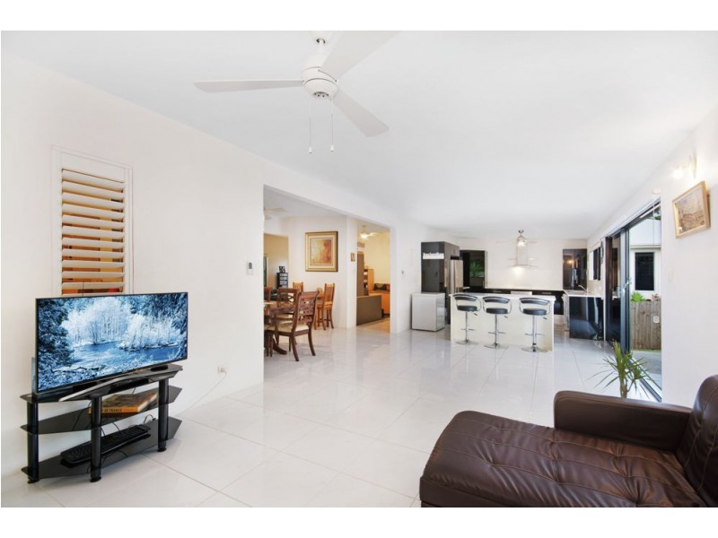 74 Countryview Street, Woombye QLD 4559
