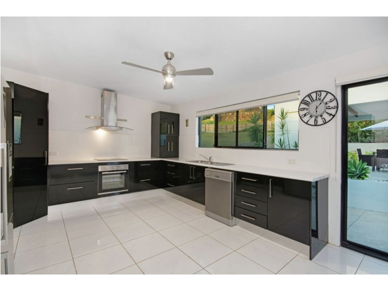 74 Countryview Street, Woombye QLD 4559
