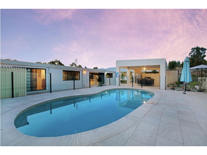 74 Countryview Street, Woombye QLD 4559