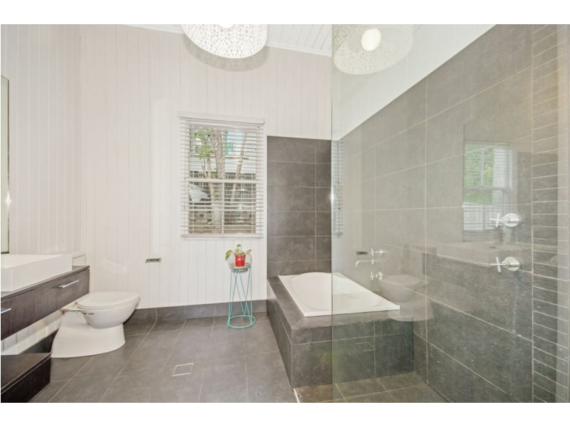 32 Blackall Terrace, Nambour QLD 4560