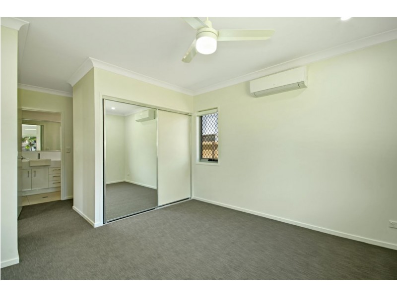 25 Davey Drive, Woombye QLD 4559