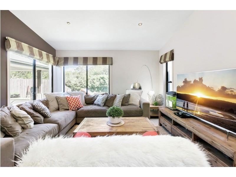 52 Mannikin Road, Tanawha QLD 4556