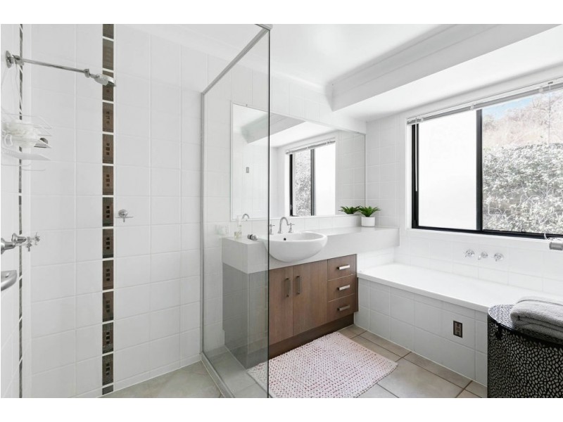 52 Mannikin Road, Tanawha QLD 4556