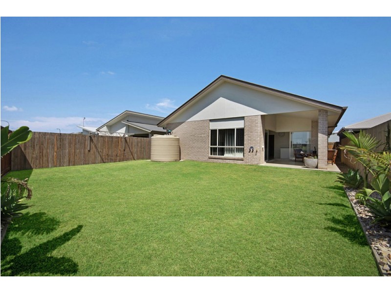 32 Apple Crescent, Caloundra West QLD 4551