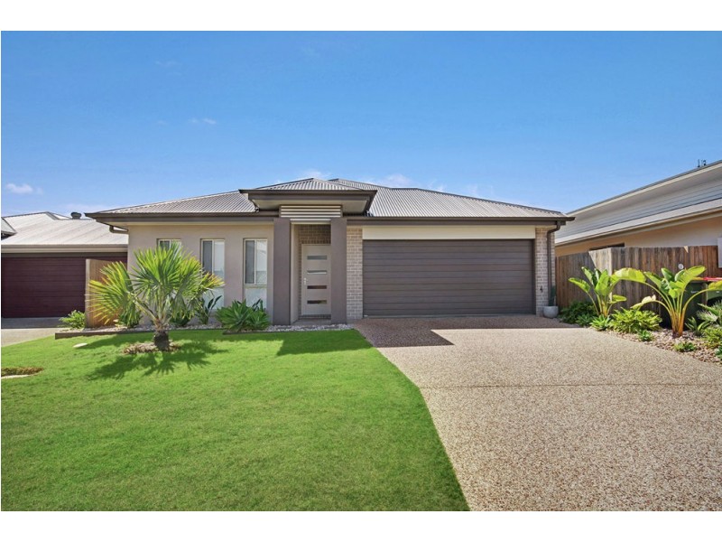 32 Apple Crescent, Caloundra West QLD 4551
