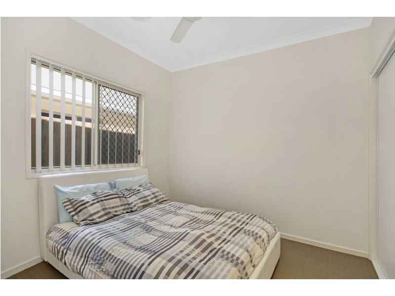 32 Apple Crescent, Caloundra West QLD 4551