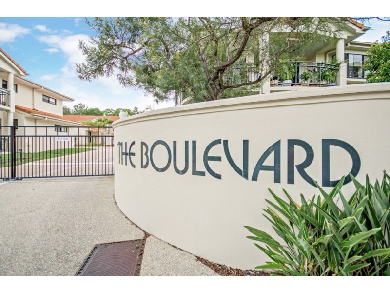 18/30 Pelican Waters Boulevard, Pelican Waters QLD 4551