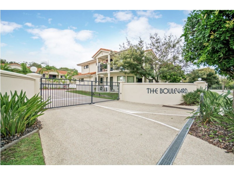 18/30 Pelican Waters Boulevard, Pelican Waters QLD 4551