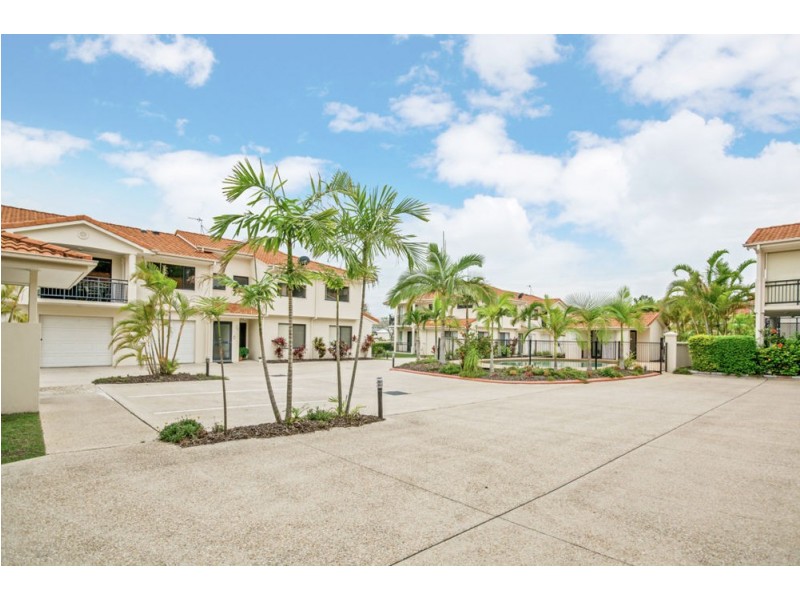 18/30 Pelican Waters Boulevard, Pelican Waters QLD 4551