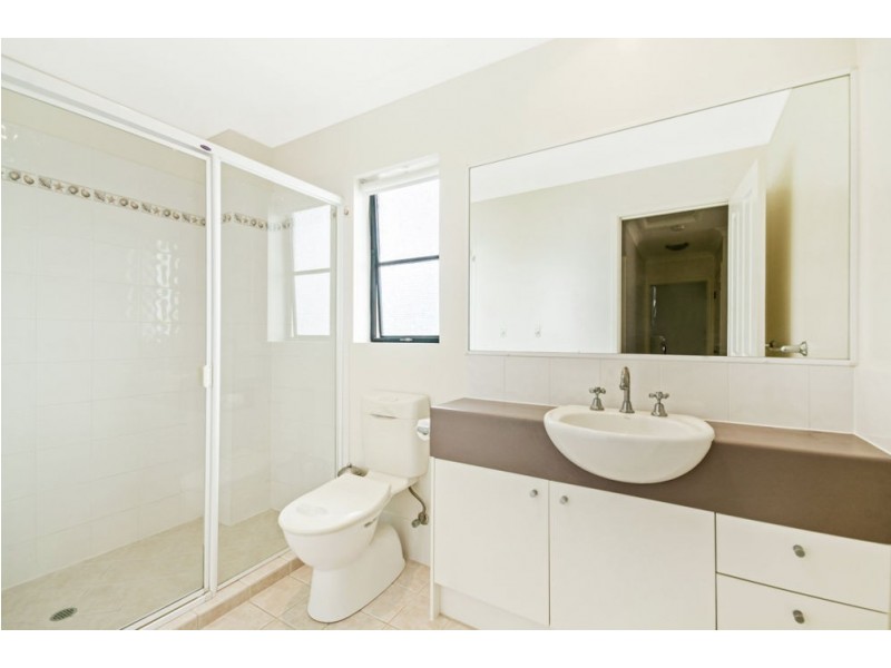 18/30 Pelican Waters Boulevard, Pelican Waters QLD 4551