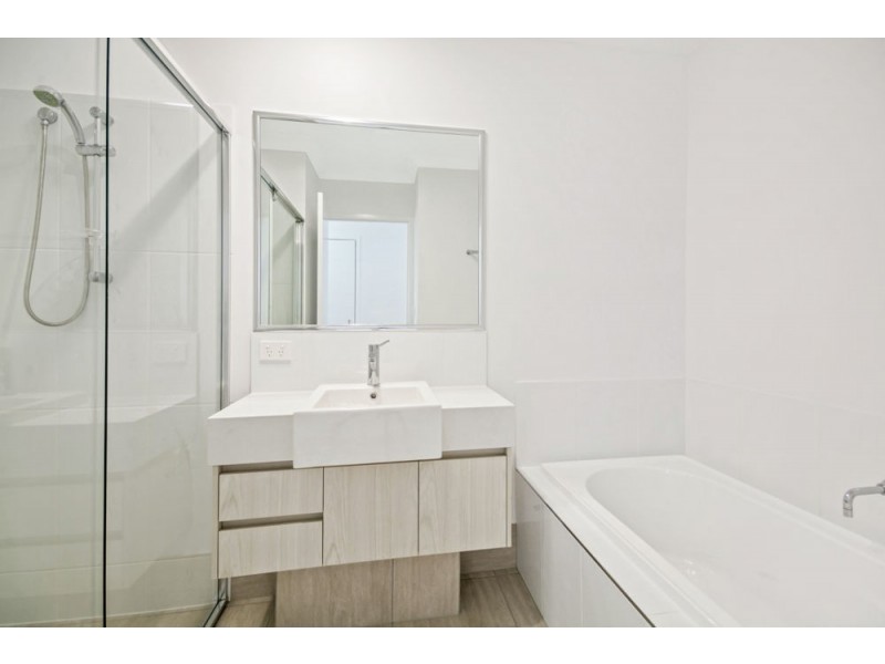 2/23 Davey Drive, Woombye QLD 4559