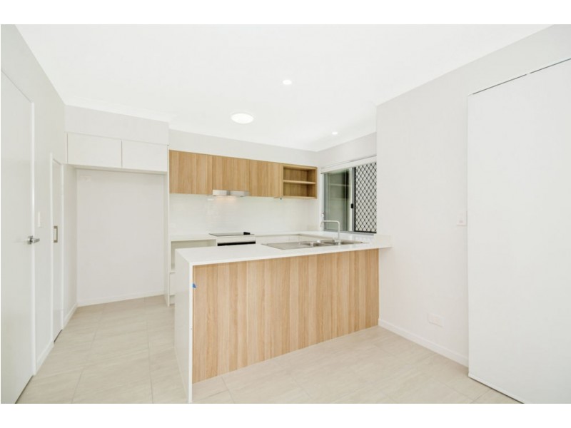 2/23 Davey Drive, Woombye QLD 4559