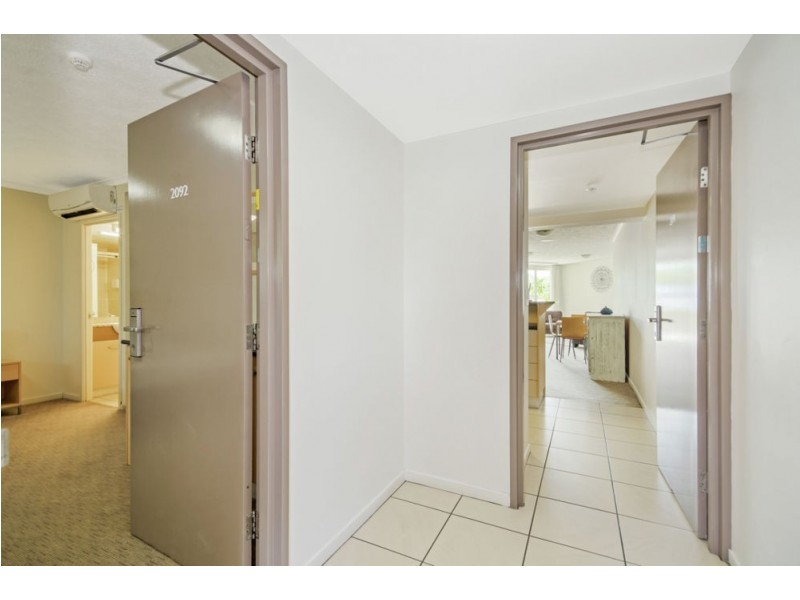 2090/36 Browning Boulevard, Battery Hill QLD 4551