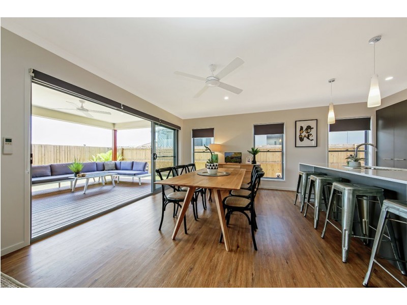 3 Violet Street, Caloundra West QLD 4551