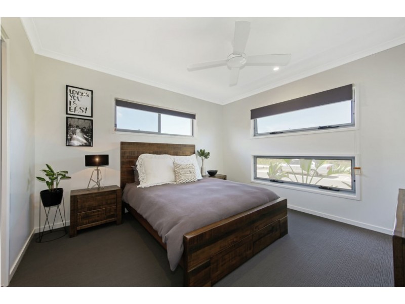 3 Violet Street, Caloundra West QLD 4551