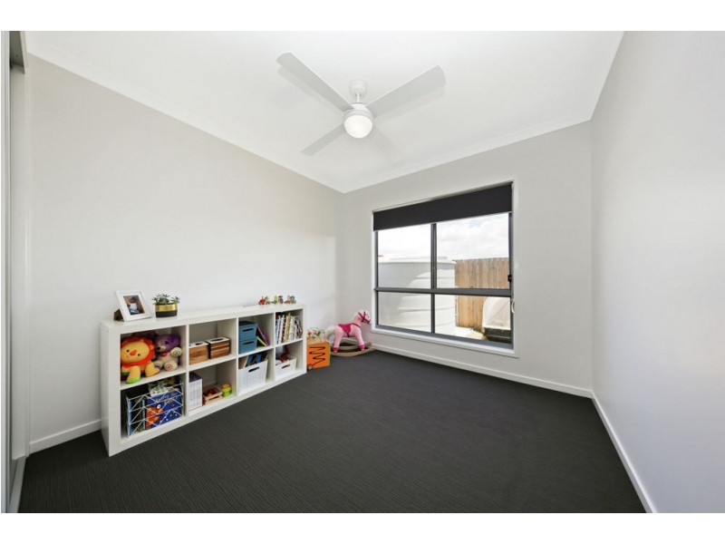 3 Violet Street, Caloundra West QLD 4551