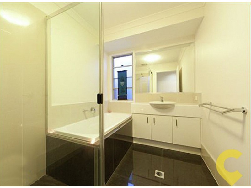 26 Kurrimine Crescent, Mountain Creek QLD 4557