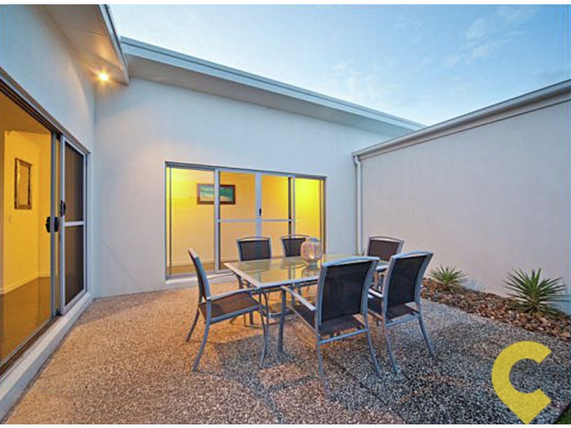 26 Kurrimine Crescent, Mountain Creek QLD 4557
