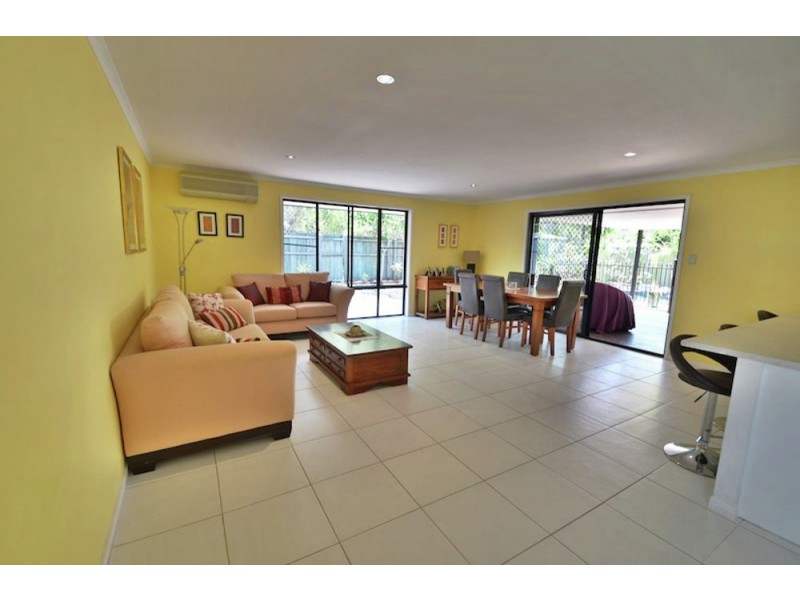 10 Holmes Street, Currimundi QLD 4551