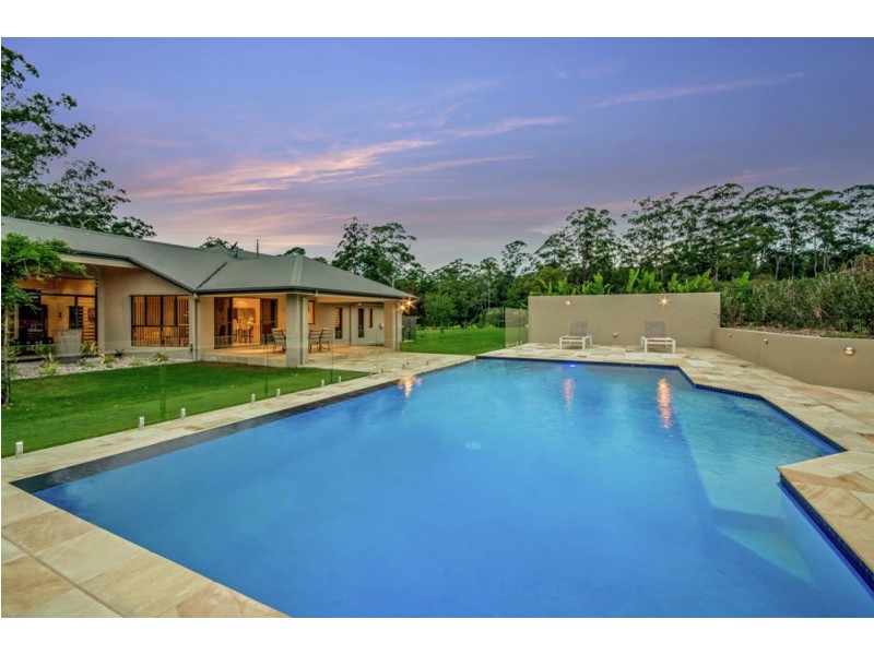 84 Glenfinnan Court, Forest Glen QLD 4556