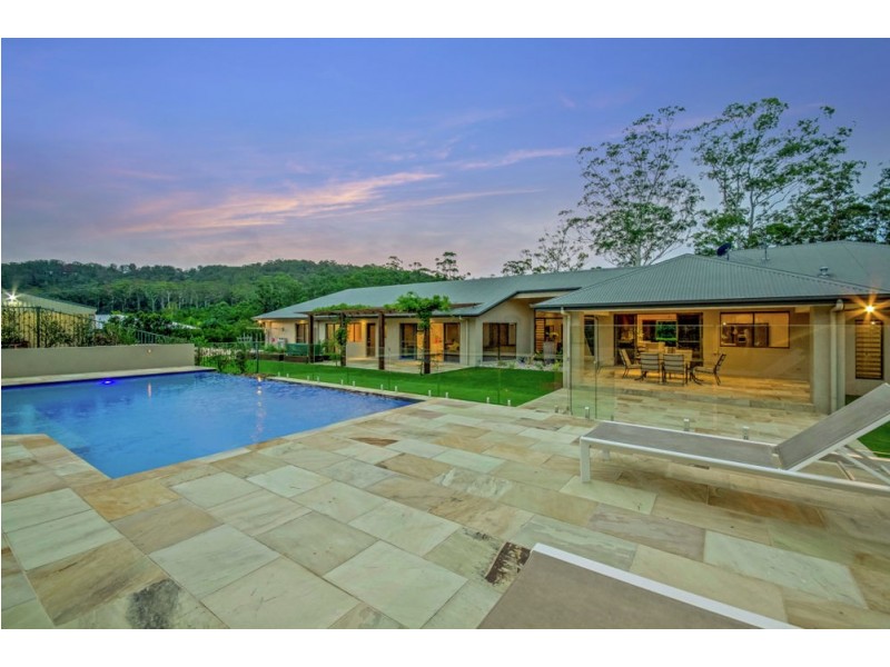 84 Glenfinnan Court, Forest Glen QLD 4556