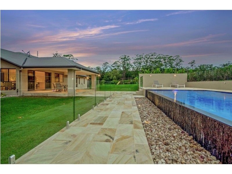84 Glenfinnan Court, Forest Glen QLD 4556