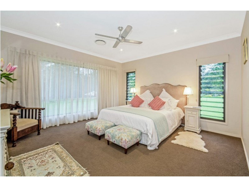84 Glenfinnan Court, Forest Glen QLD 4556