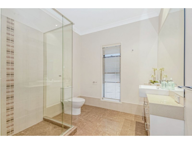 84 Glenfinnan Court, Forest Glen QLD 4556