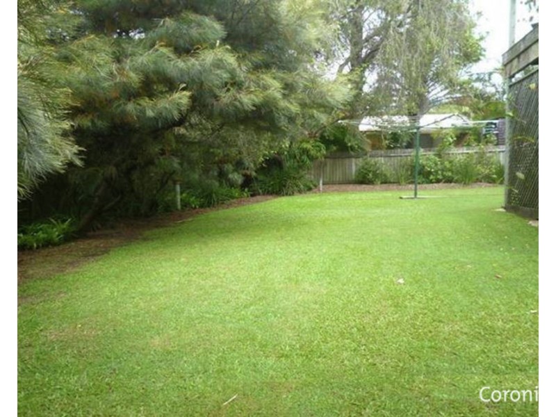 33 Meta Street, Mooloolaba QLD 4557