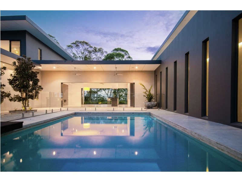 18 Mountain Top Court, Mons QLD 4556