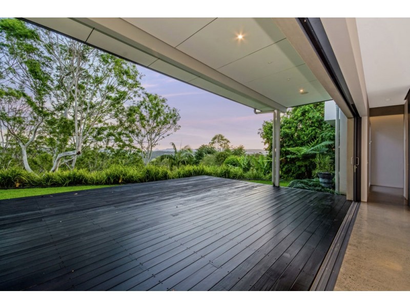 18 Mountain Top Court, Mons QLD 4556